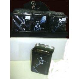 Cigarreira em lata estampada com esqueleto fumador