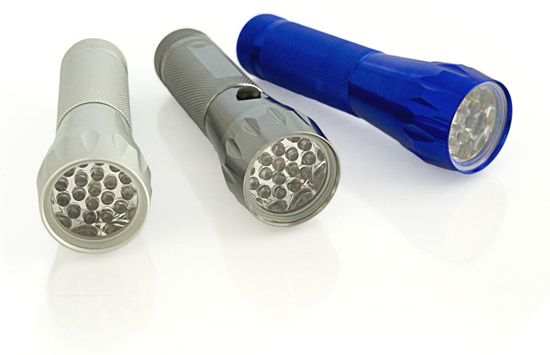 Luminate - lanterna de 19 leds com 3 cores à escolha, Prata, Niquel e Azul